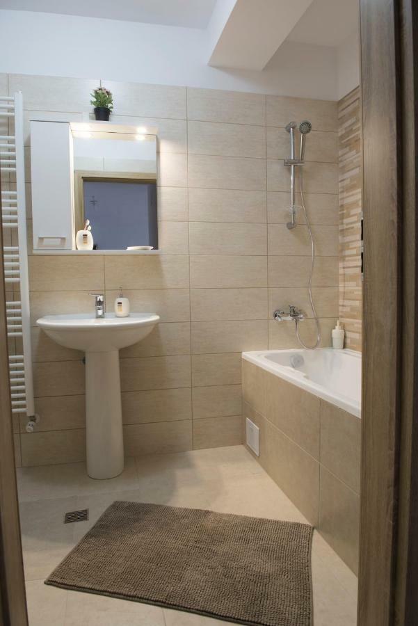 Cassie Apartment Μπρασόβ Εξωτερικό φωτογραφία